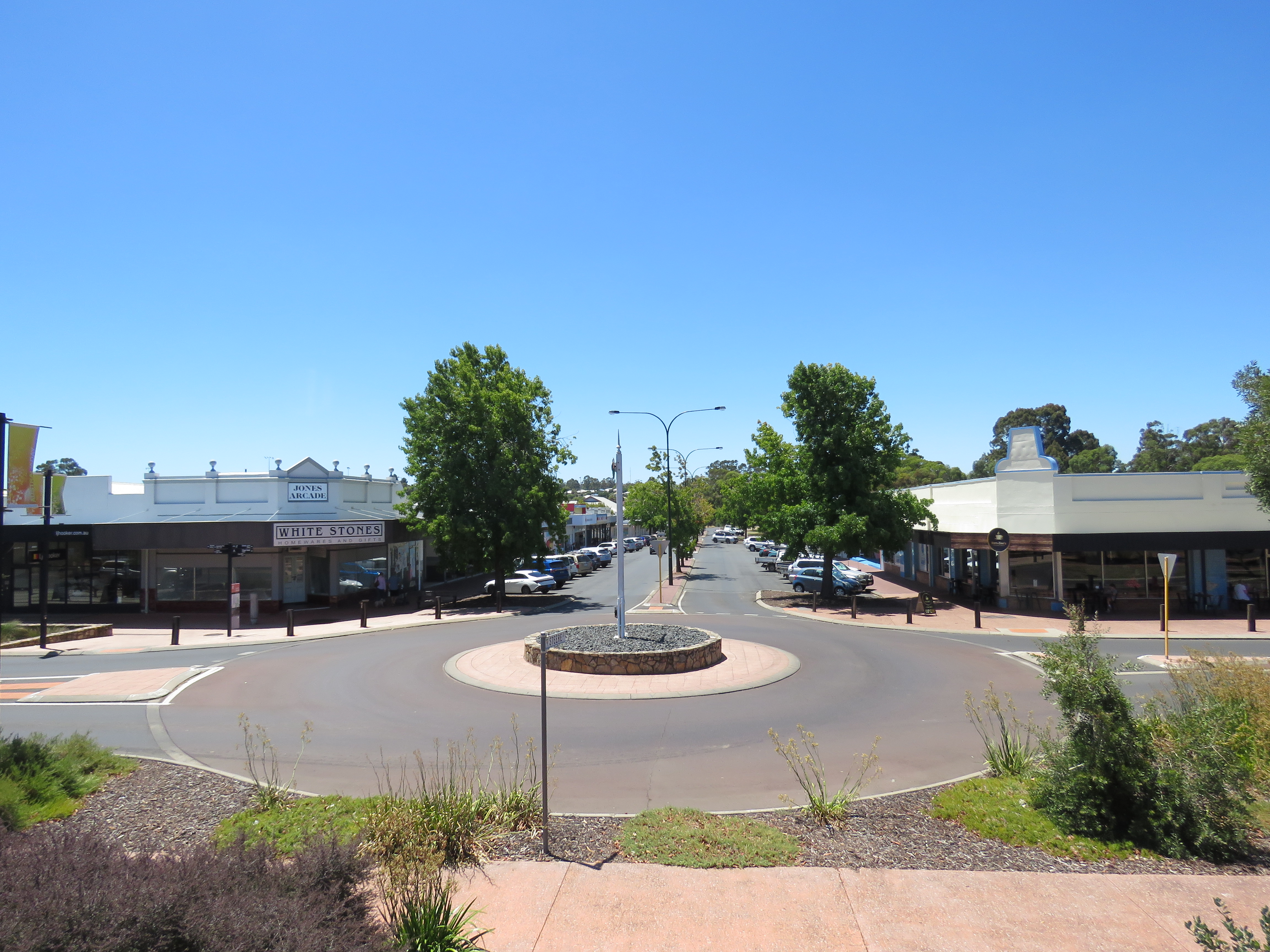 Forrest and Steere Streets in central Collie